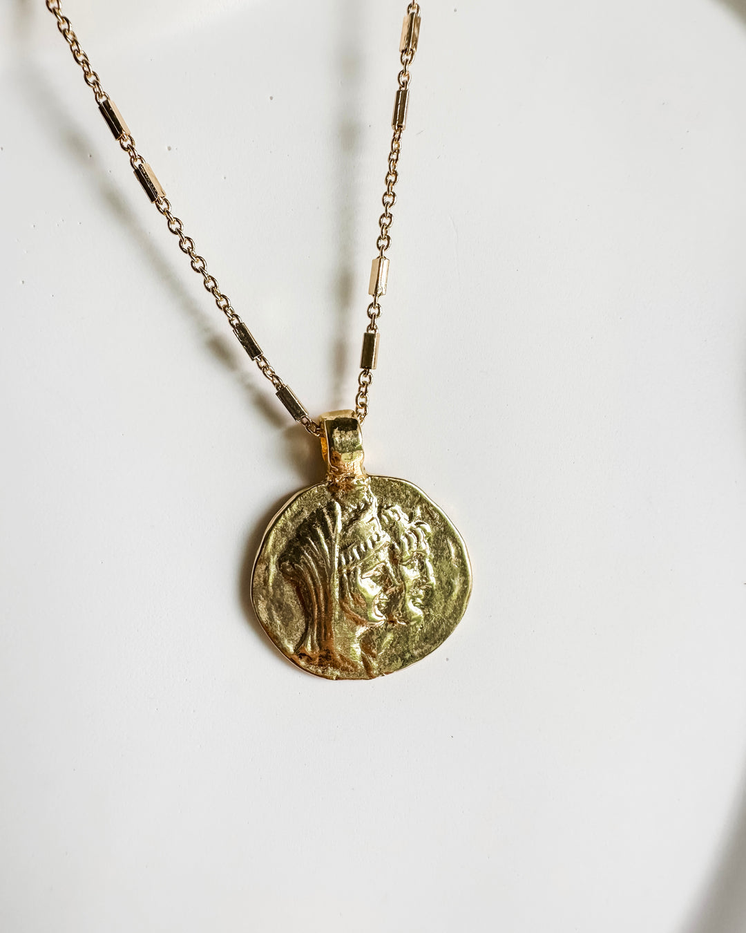 INNER STRENGTH Pendant Necklace | Gold