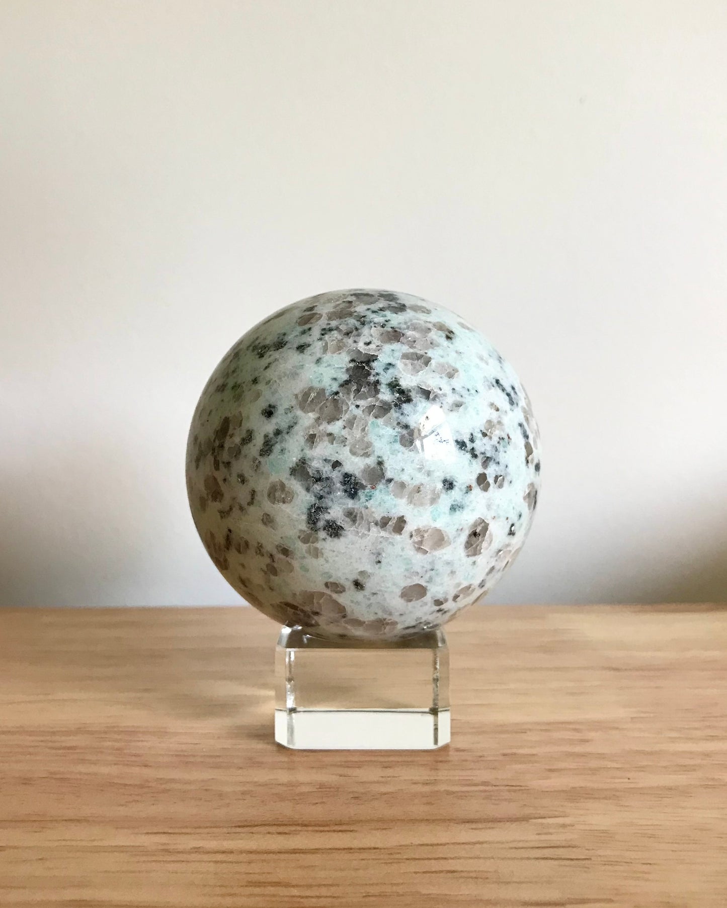 KIWI JASPER | Sphere