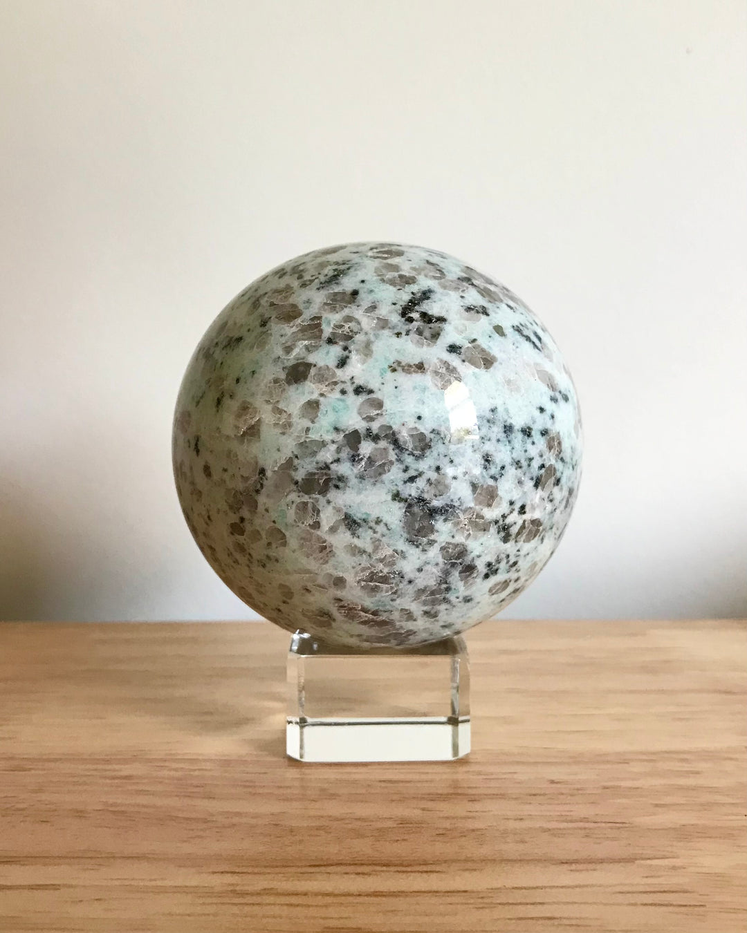 KIWI JASPER | Sphere