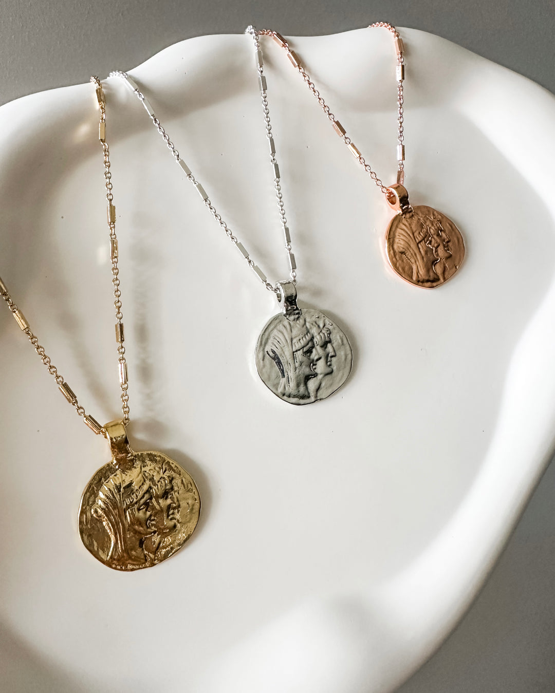 INNER STRENGTH Pendant Necklace | Gold