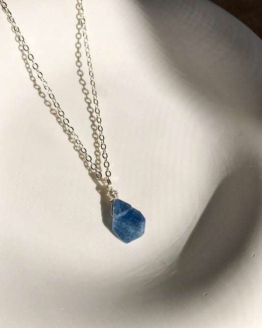 Kyanite Necklace | Silver | 50cm