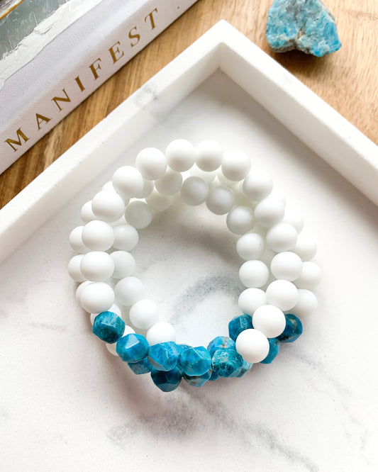 BEACH DAZE Mala Bracelet | Apatite + White Onyx