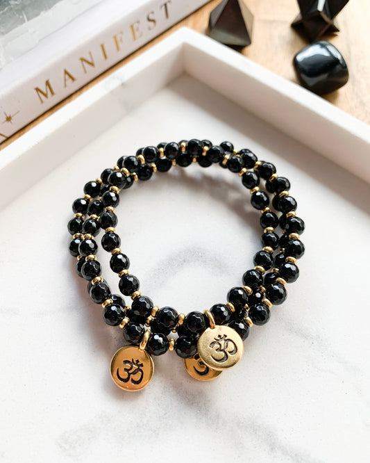 Gold Charm Bracelet | Black Onyx